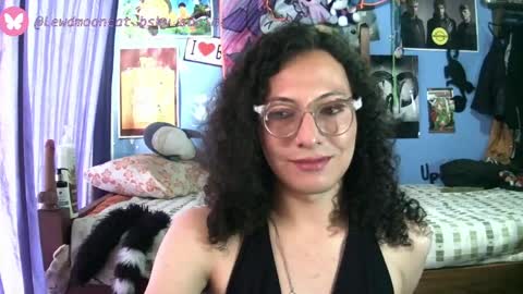 Lewd Mooncat online show from 15, 5, 2026