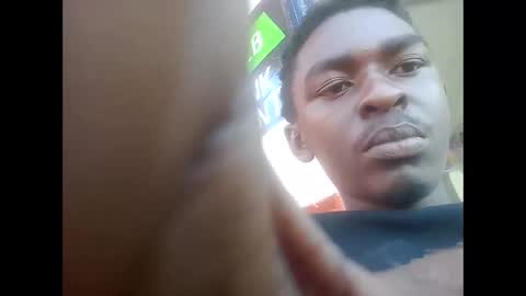 Snapshot of lewiskip chatting on 12, 9, 2025 lewiskip online show from 12, 9, 2025