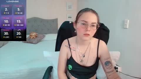 Lexas Room online show from 12, 2, 2026