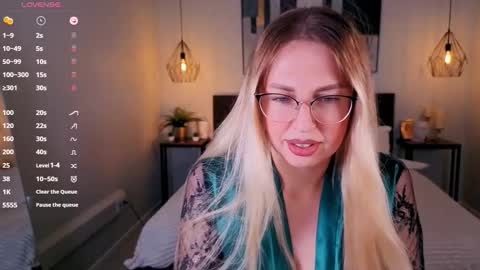 Lexy - Follow me online show from 14, 9, 2025