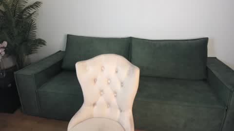 Vicki online show from 7, 12, 2024