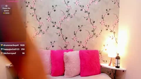 Snapshot of lexievegaa chatting on 6, 10, 2025 LEXIE VEGA online show from 6, 10, 2025