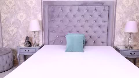 Lexi Riley online show from 17, 10, 2025