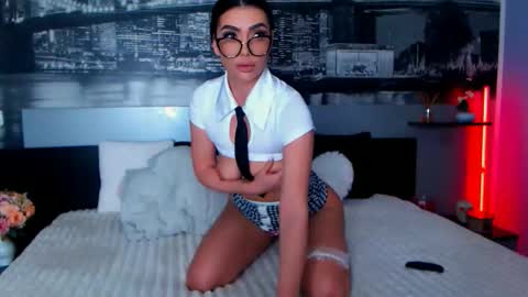 Amalia online show from 3, 3, 2026