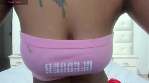 Snapshot of lexxi_ross chatting on 13, 10, 2025 LEXXI online show from 13, 10, 2025