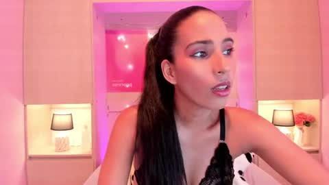 Snapshot of lexyquinn_ chatting on 26, 9, 2025 L I A online show from 26, 9, 2025