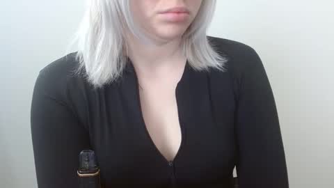 Leyla online show from 9, 3, 2026