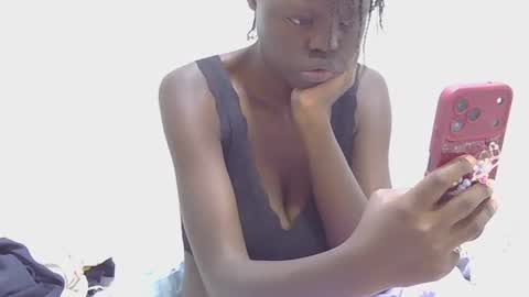 Snapshot of leylani69 chatting on 13, 7, 2026 laylani69 online show from 13, 7, 2026