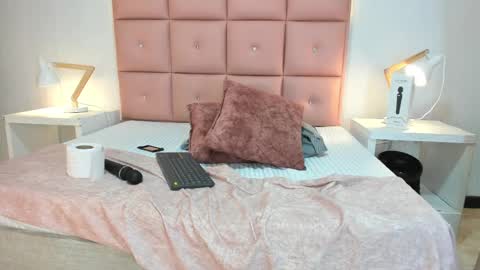 lhiamfitt online show from 5, 11, 2025