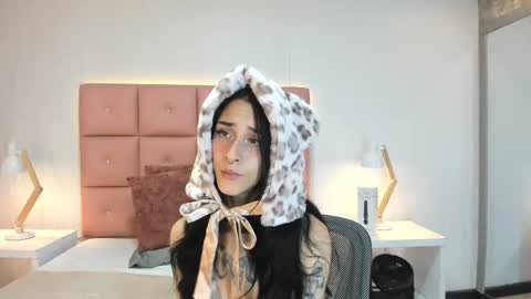 lhiamfitt online show from 26, 11, 2025