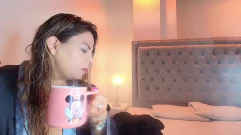 Lia  online show from 25, 4, 2026