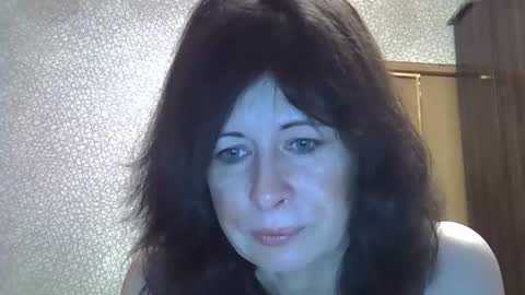 Snapshot of lia_ang chatting on 24, 10, 2025 lia_ang online show from 24, 10, 2025