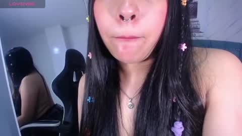 Snapshot of lia_harper_t chatting on 8, 5, 2026 lia_harper_t online show from 8, 5, 2026