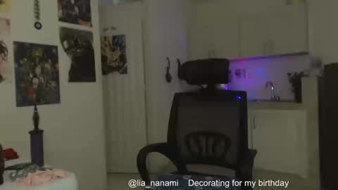 Snapshot of lia_nanami chatting on 22, 10, 2025 Lia online show from 22, 10, 2025