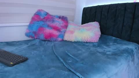 Little Queen Lia  online show from 18, 1, 2025