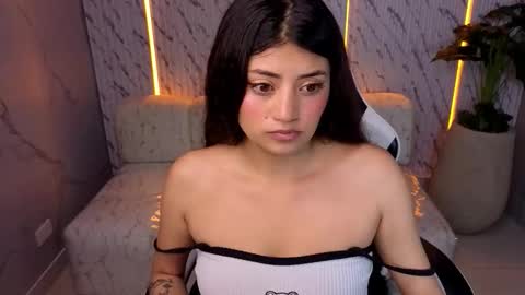 Online 1400 - 2100 online show from 25, 3, 2026