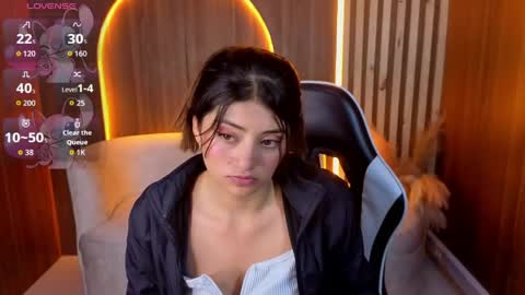 Snapshot of lia_queen_tx chatting on 23, 5, 2026 Online 1400 - 2100 online show from 23, 5, 2026