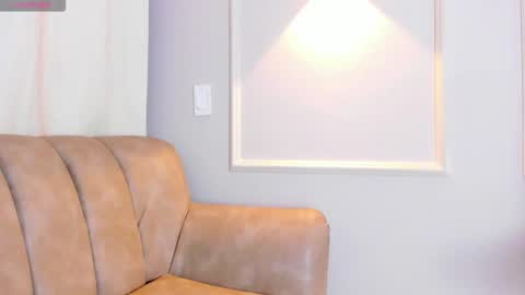 Snapshot of lia_walton__ chatting on 7, 12, 2024 liz walton online show from 7, 12, 2024
