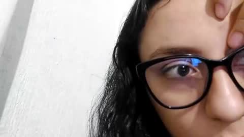 Snapshot of liaa_cute_ chatting on 17, 12, 2024   lia  online show from 17, 12, 2024