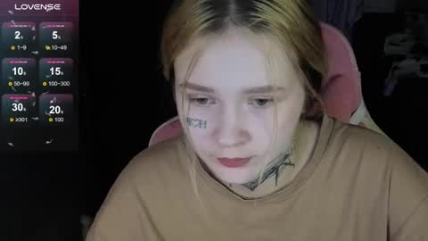 liaa_li online show from 16, 4, 2026