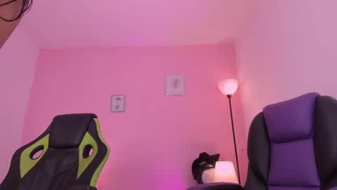 liaa moretzz online show from 24, 11, 2025