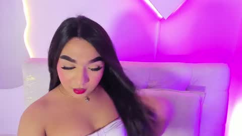 Snapshot of liacampbell__ chatting on 1, 8, 2026 La online show from 1, 8, 2026