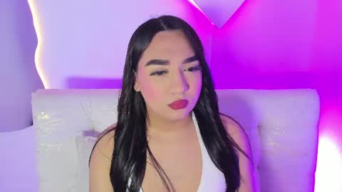 Snapshot of liacampbell__ chatting on 6, 8, 2026 La online show from 6, 8, 2026