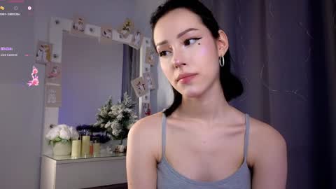 Lia  online show from 19, 1, 2025