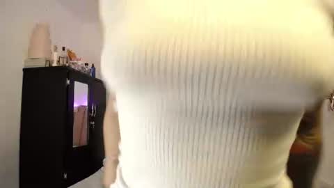 liahdiaz_ online show from 6, 7, 2026