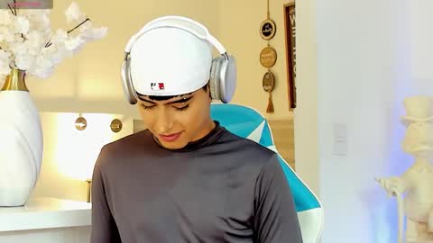 Liam online show from 19, 9, 2025