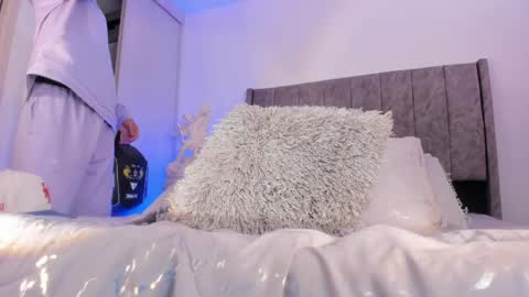 Liam online show from 4, 4, 2026