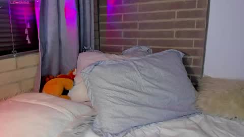 liam online show from 4, 4, 2026