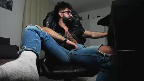 Liam online show from 25, 2, 2026