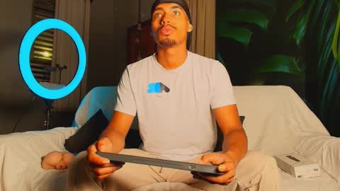 Liam Byrne online show from 18, 12, 2025