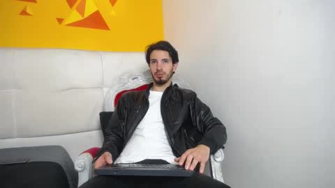 LiamLuxe online show from 14, 2, 2025