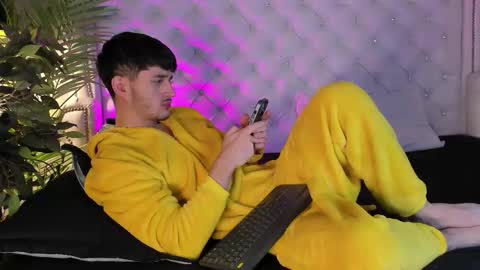 Snapshot of liammuller chatting on 3, 12, 2025 liammuller online show from 3, 12, 2025