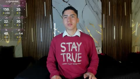 Snapshot of liamnovak chatting on 19, 11, 2025 Liam online show from 19, 11, 2025