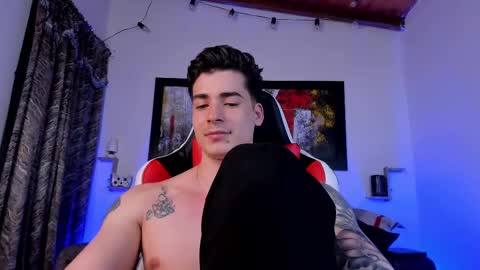 liamwyatt_ online show from 28, 2, 2025