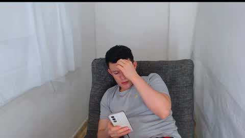 lian_eathan online show from 3, 2, 2026