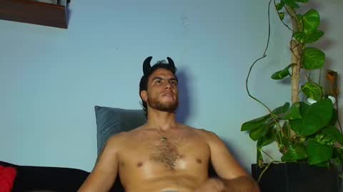 Snapshot of lian_oconner chatting on 26, 10, 2025 Lian Oconner online show from 26, 10, 2025