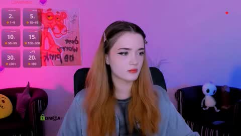 Snapshot of liana_kisses chatting on 17, 12, 2025 Little Liana online show from 17, 12, 2025