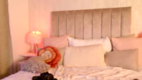 Snapshot of liarasol chatting on 28, 4, 2026 Liora online show from 28, 4, 2026