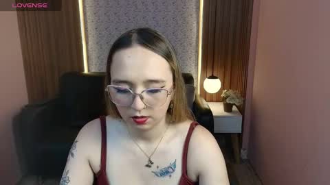 Lia Roberts online show from 29, 5, 2026