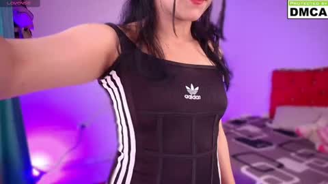 Snapshot of liavelvet_ chatting on 17, 10, 2025 LiaVelvet online show from 17, 10, 2025