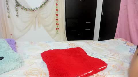 Lia online show from 12, 2, 2025