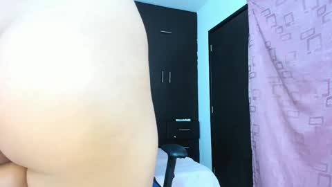 Lia online show from 5, 3, 2025