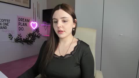 Lia online show from 21, 10, 2025