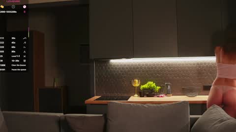 Snapshot of libbyshepard chatting on 28, 11, 2025 Elena online show from 28, 11, 2025