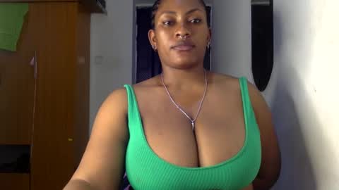 Snapshot of lick_my_pussyyy226651 chatting on 25, 1, 2025 caira online show from 25, 1, 2025