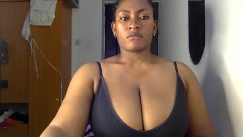 Snapshot of lick_my_pussyyy226651 chatting on 8, 2, 2025 caira online show from 8, 2, 2025